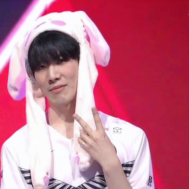 LPL选手合同统计： Yagao 、Jiejie今年到期！RNG围绕银河重建？